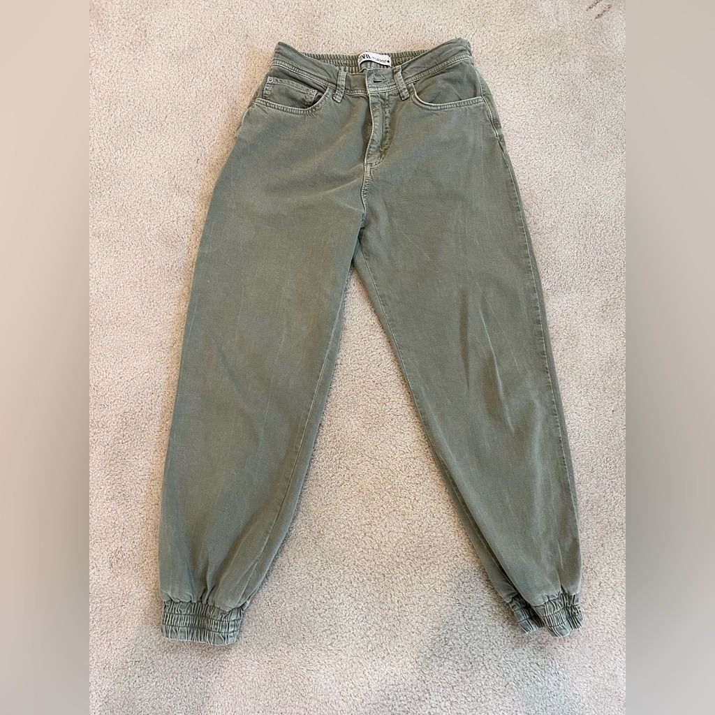 Zara The Mercer Jogger In Green Size S, 26